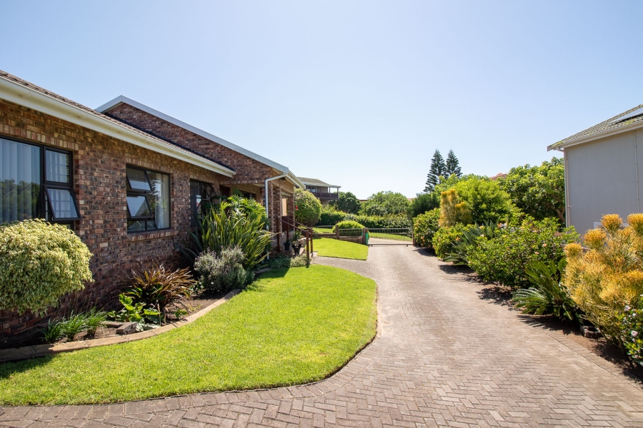 4 Bedroom Property for Sale in Forest Downs Eastern Cape